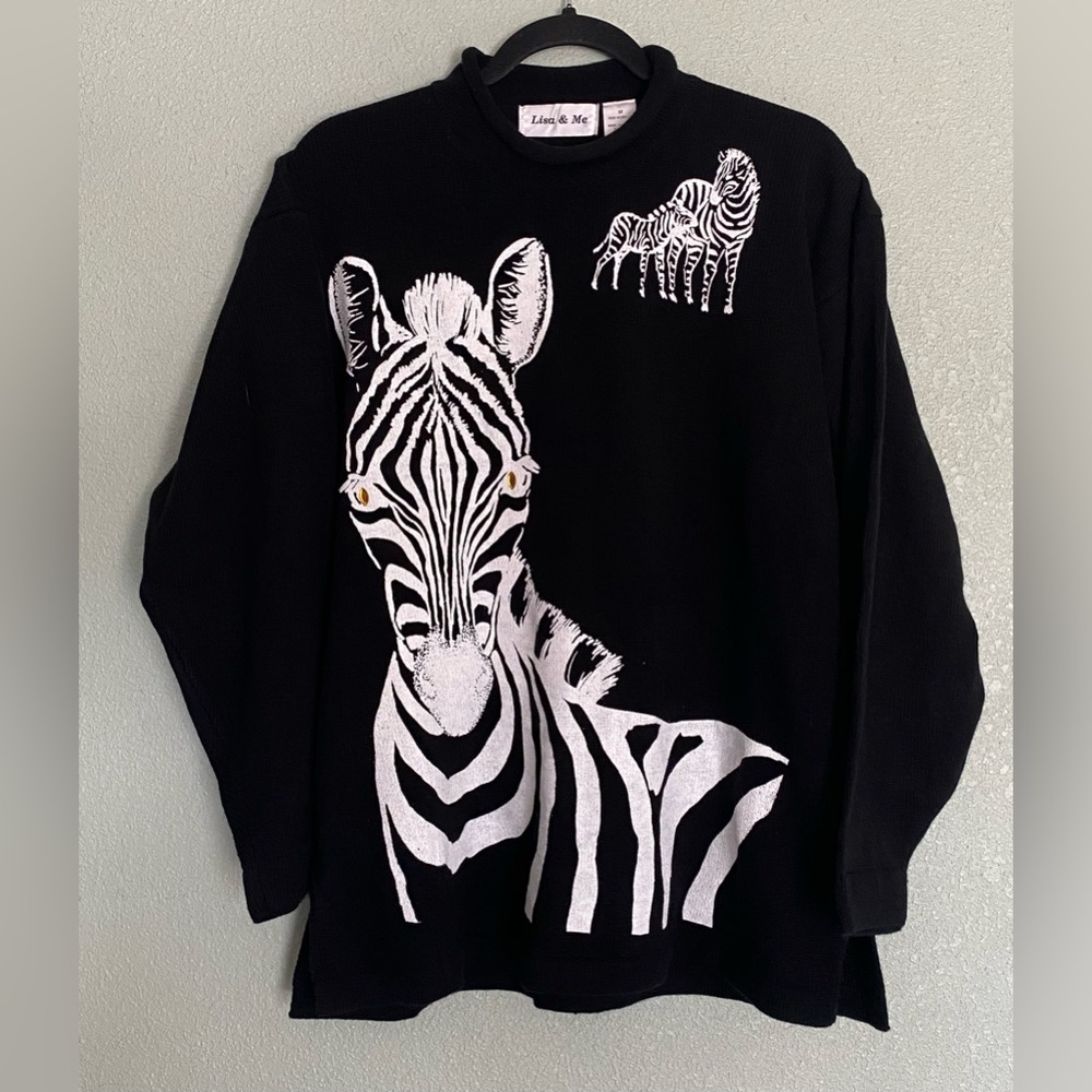Lisa & Me Collectable Wearable Art Hand Zebra Black Mock Sweatshirt Size Medium